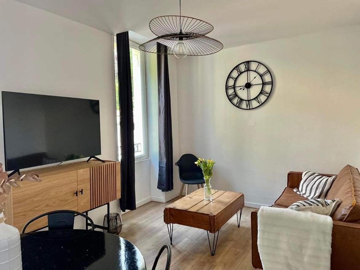 Les Rives Du Chateau Apartment Chateauroux